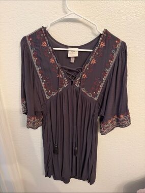 Quarter sleeve dress